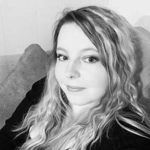 Meet your Posher, Cassie